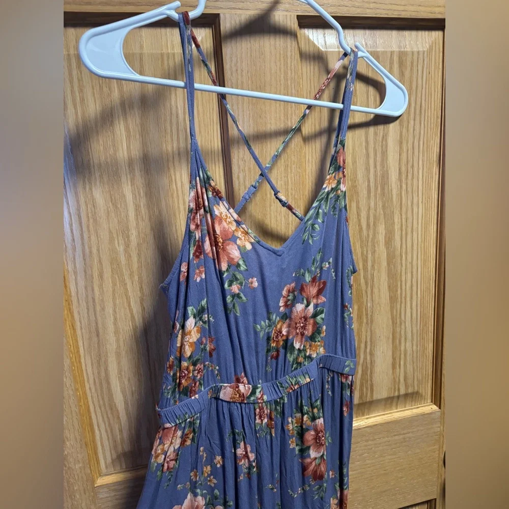 #41 American Eagle Rayon Floral Jumpsuit 17-19.5” PTP, 13-16” waist - Picture 2 of 6